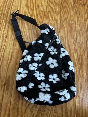 Black & White Floral Sherpa Crossbody Sling Bag